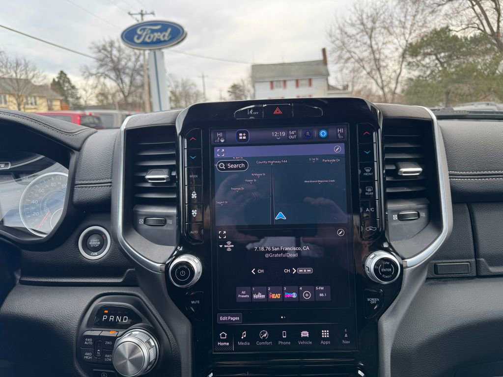 Used 2025 RAM 1500 Laramie image 28