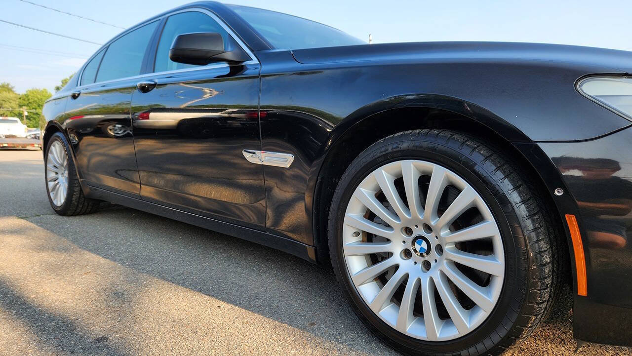 Used 2011 BMW 750Li xDrive AWD/4WD image 20