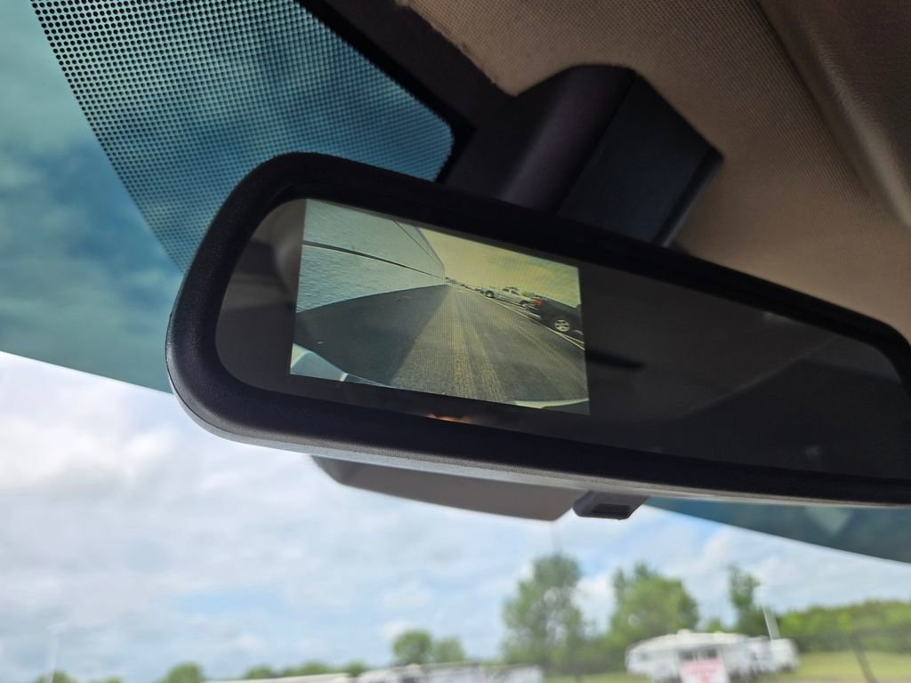 Used 2022 Chevrolet Express 2500 w/ Enhanced Convenience Package image 21