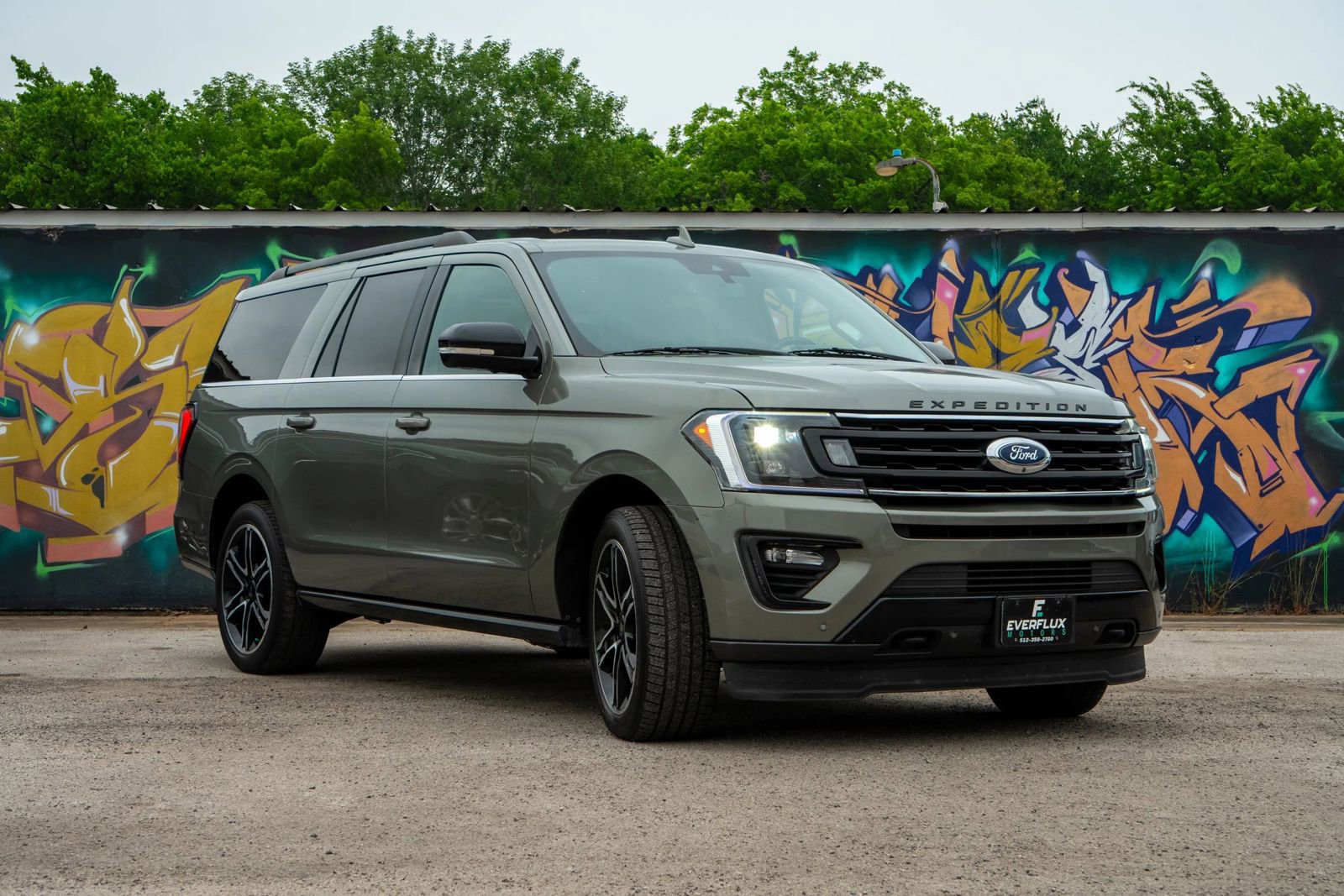 Used 2019 Ford Expedition Max Limited w/ Equipment Group 303A AWD/4WD image 5