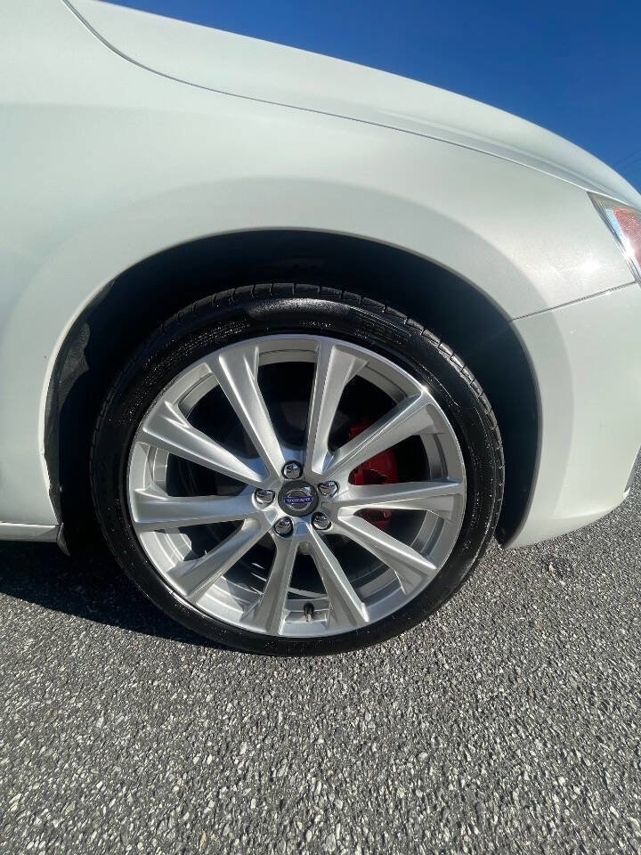 Used 2017 Volvo S60 T5 Inscription image 28