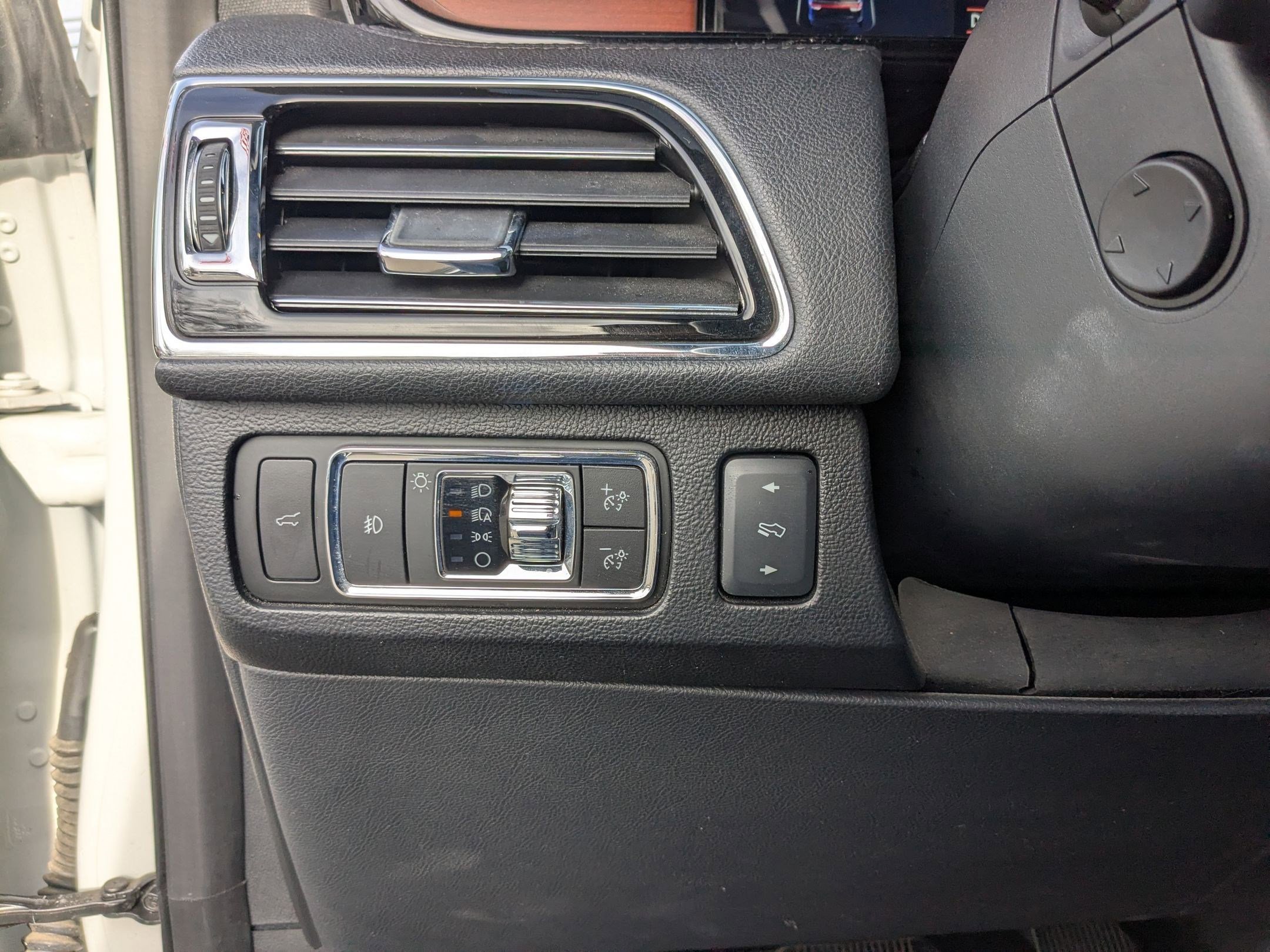 Used 2023 Lincoln Navigator Reserve image 20