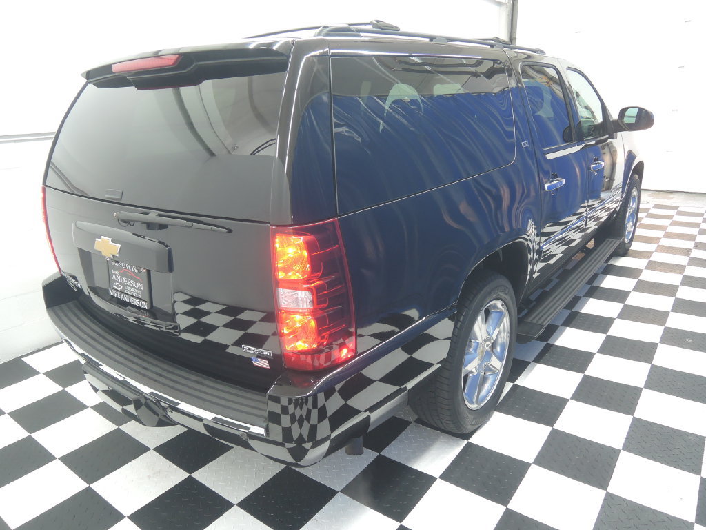 Used 2012 Chevrolet Suburban LTZ AWD/4WD image 10