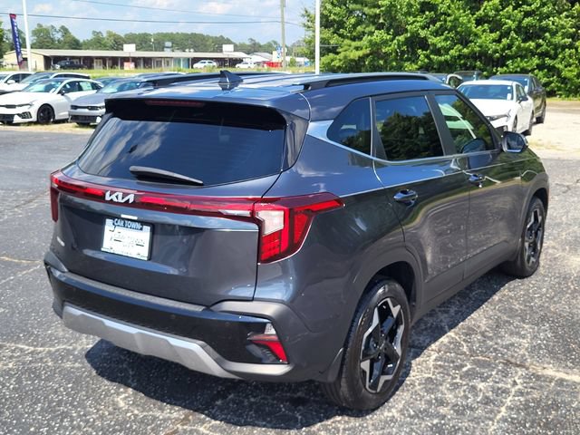Certified 2025 Kia Seltos EX FWD image 2
