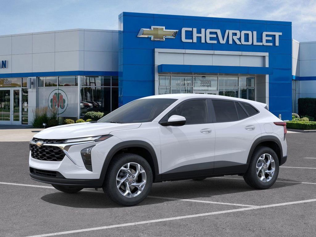 New 2026 Chevrolet Trax LS image 2