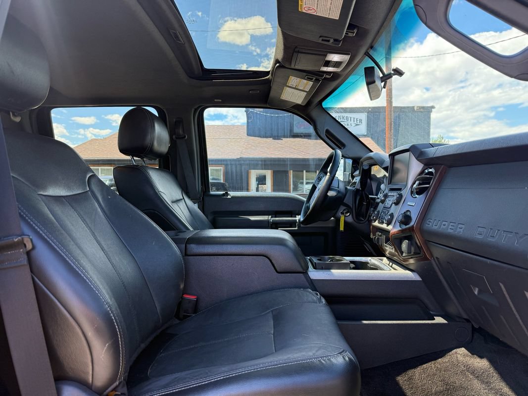 Used 2016 Ford F350 Lariat w/ Lariat Ultimate Package AWD/4WD image 27