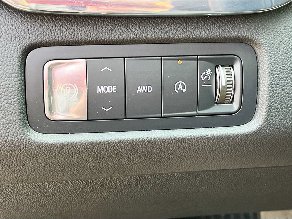 Used 2025 GMC Acadia Denali w/ Super Cruise Package AWD/4WD image 10