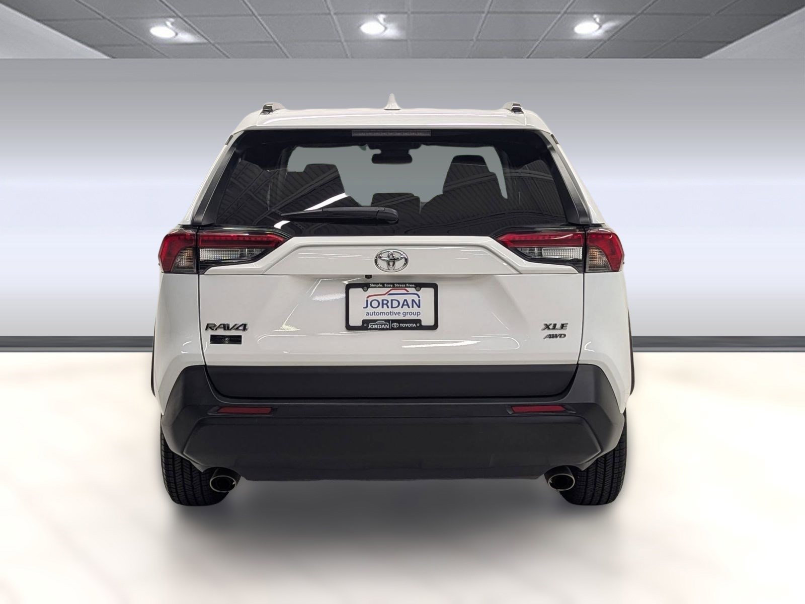 Used 2023 Toyota RAV4 XLE image 8