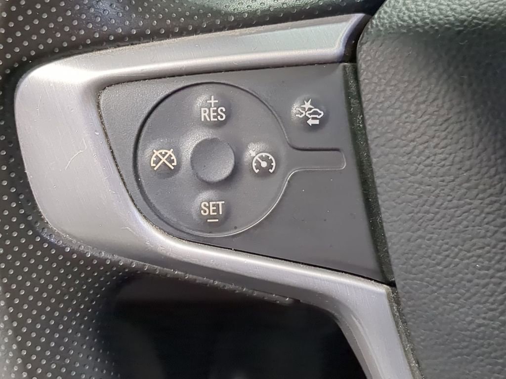 Used 2021 GMC Acadia SLE w/ Driver Convenience Package image 29