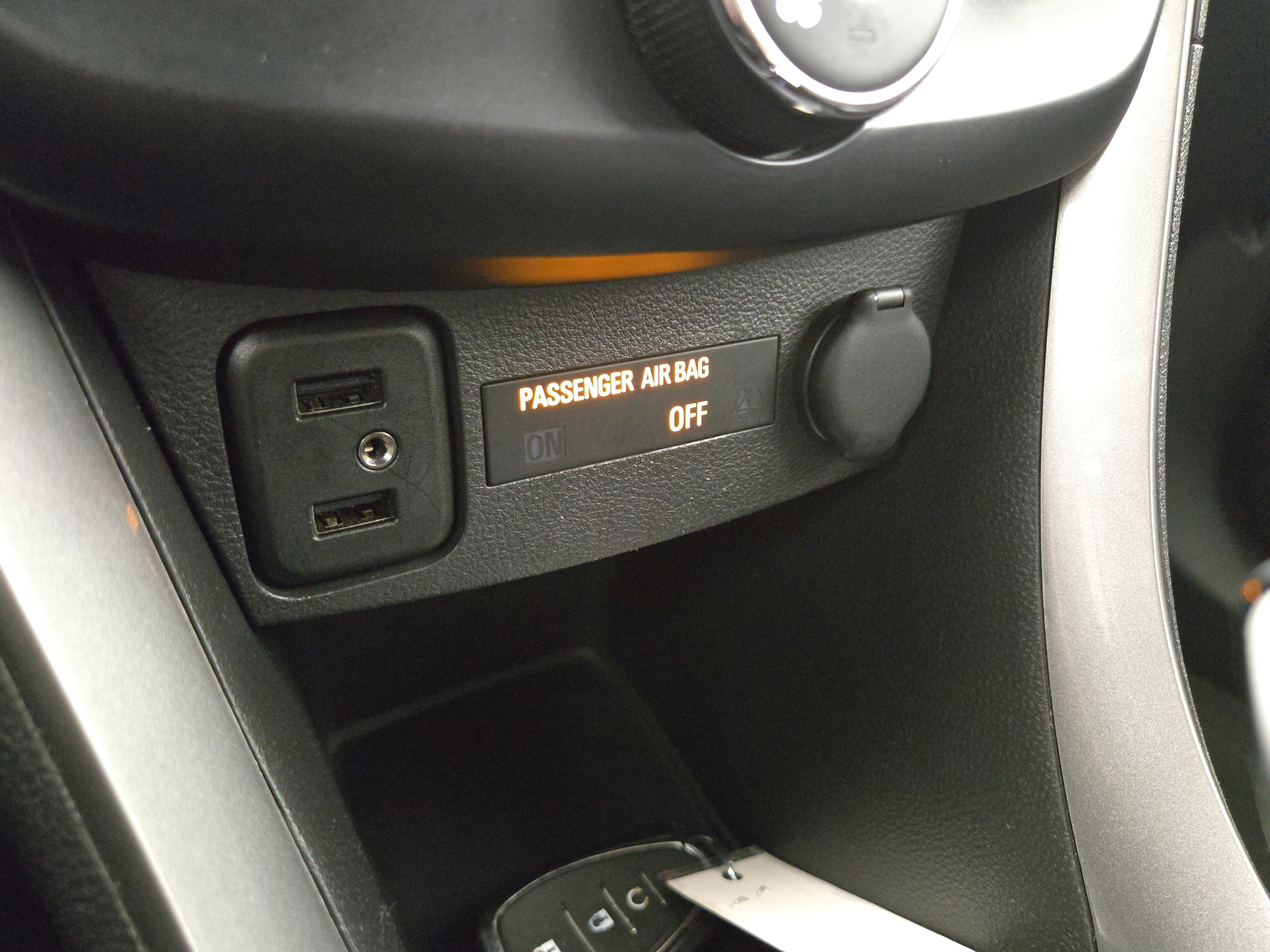 Used 2019 Chevrolet Trax LT w/ Redline Edition image 27