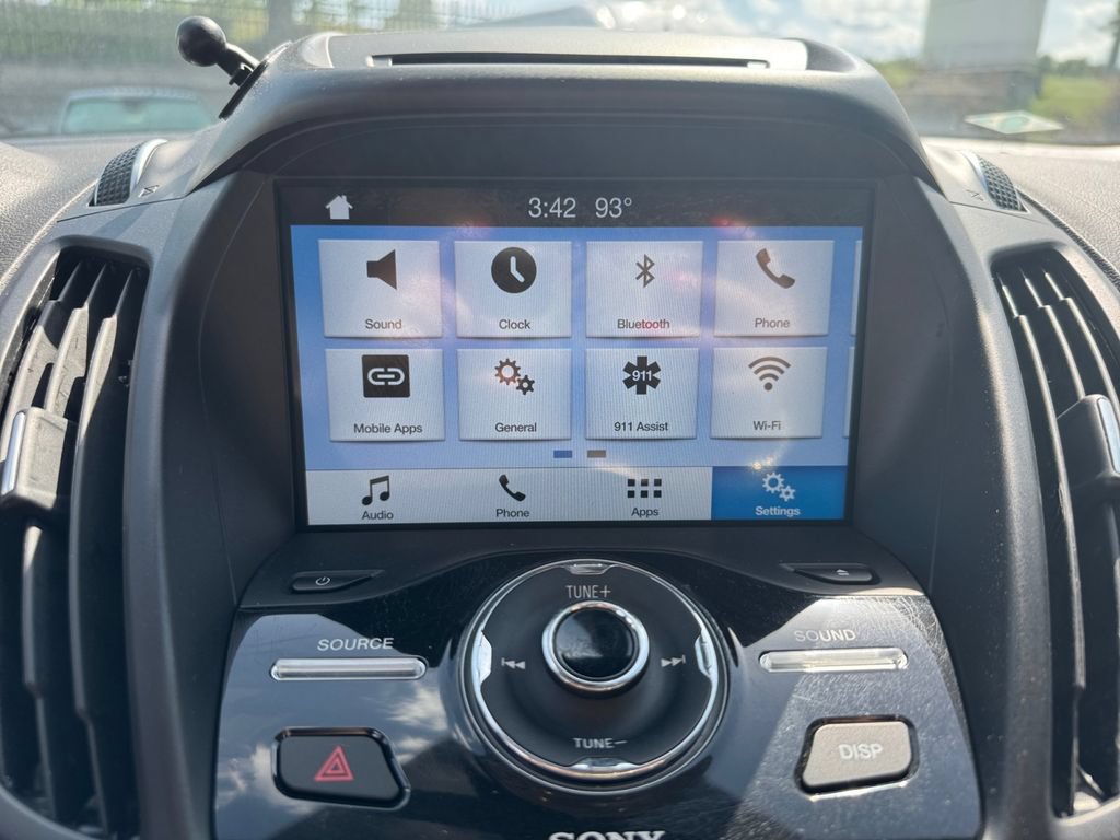 Used 2017 Ford Escape Titanium FWD image 9