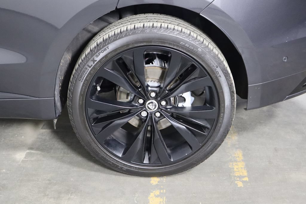 Used 2025 Jaguar F-PACE R-Dynamic S AWD/4WD image 44