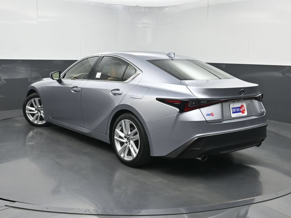 Used 2024 Lexus IS 300 w/ Comfort Package RWD image 21