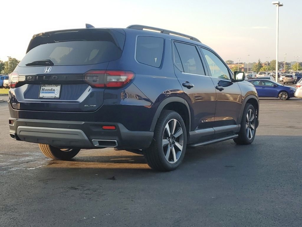 Used 2023 Honda Pilot Elite image 10