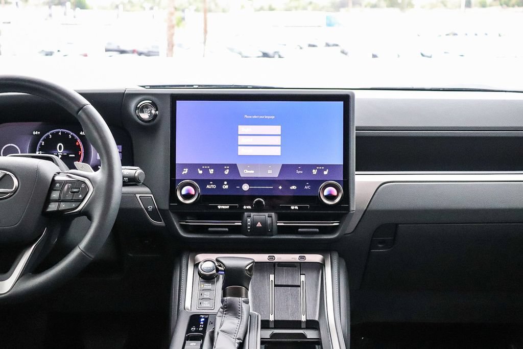 Used 2025 Lexus GX 550 AWD/4WD image 16