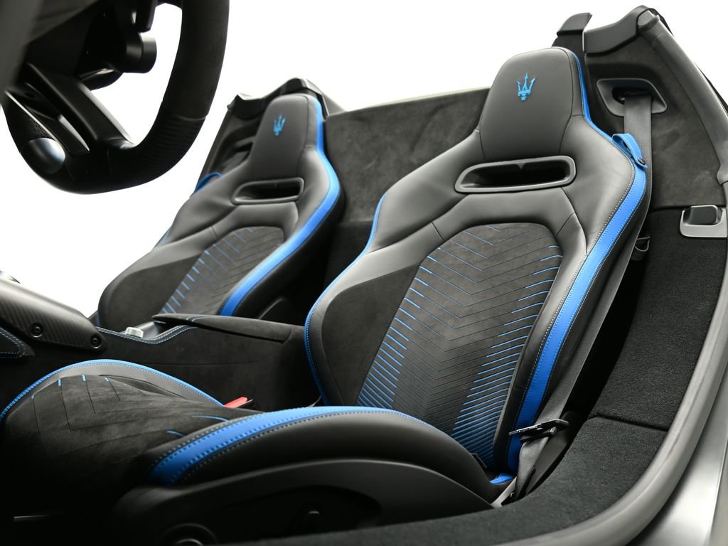 Used 2023 Maserati MC20 Spyder RWD image 16