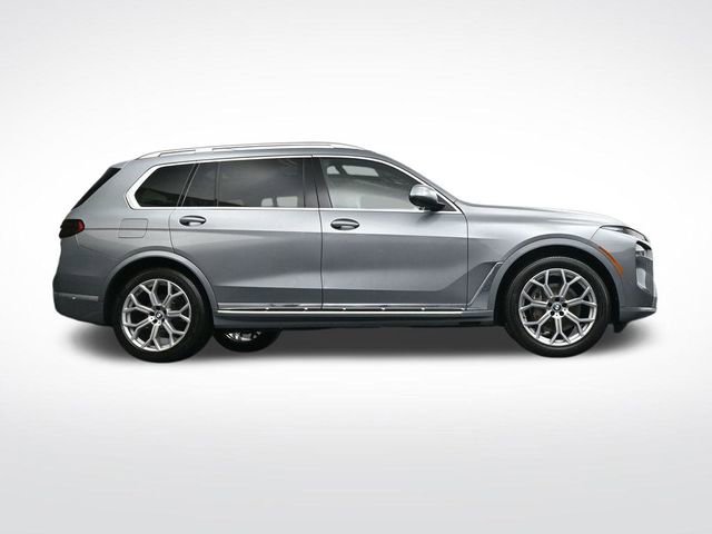 Used 2024 BMW X7 xDrive40i image 35