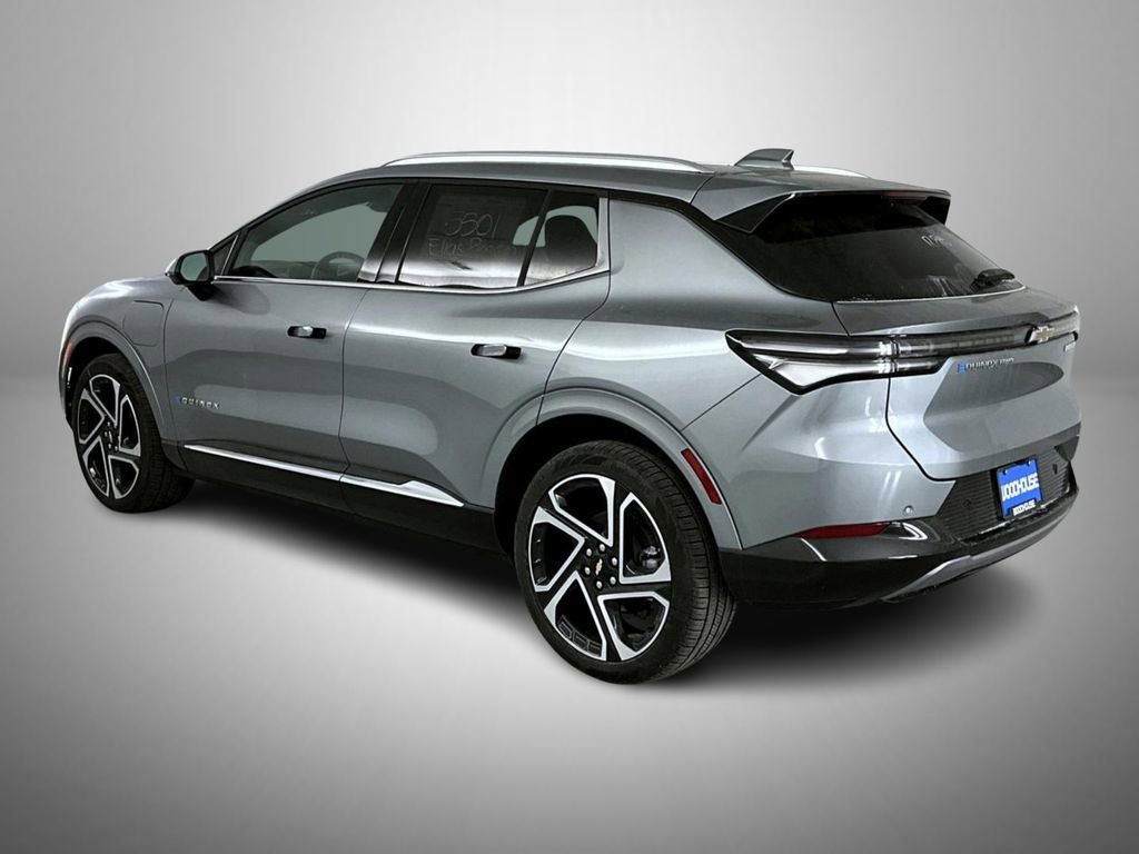 New 2026 Chevrolet Equinox EV LT image 7