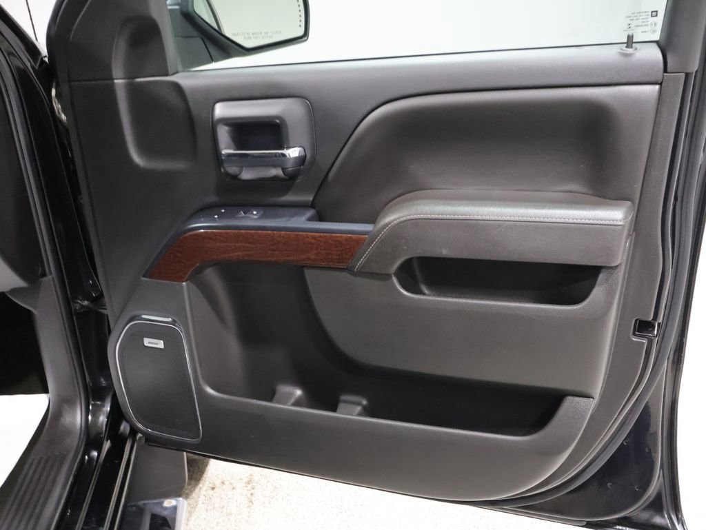 Used 2017 GMC Sierra 1500 SLT image 24