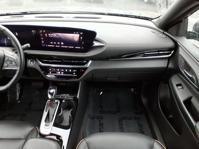 Used 2025 Buick Envista Avenir FWD image 18
