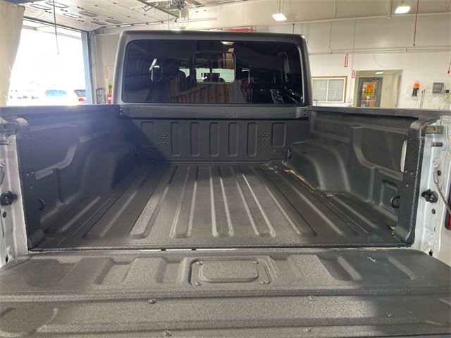 Certified 2023 Jeep Gladiator Rubicon w/ Cold Weather Group image 23