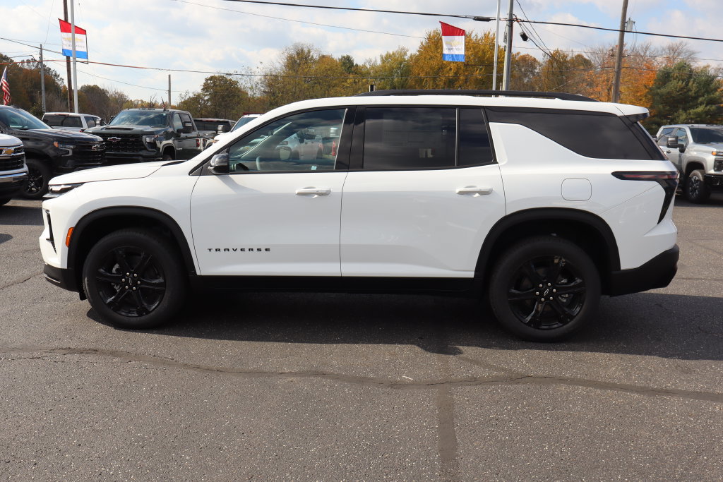 New 2027 Chevrolet Traverse LT w/ Midnight/Sport Edition AWD/4WD image 28