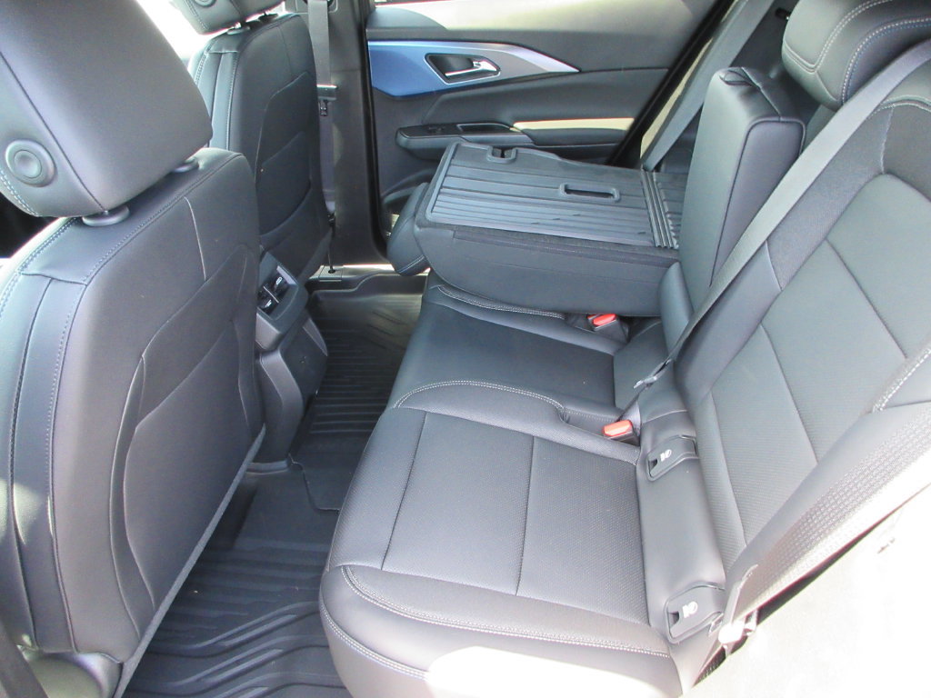 New 2026 Chevrolet Equinox EV LT FWD image 13
