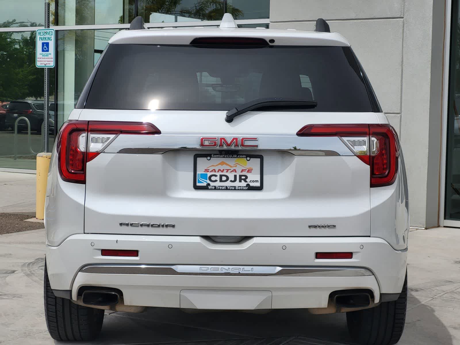 Used 2020 GMC Acadia Denali w/ Technology Package AWD/4WD image 6