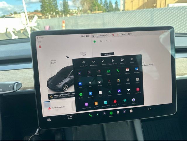 Used 2023 Tesla Model Y Long Range image 27