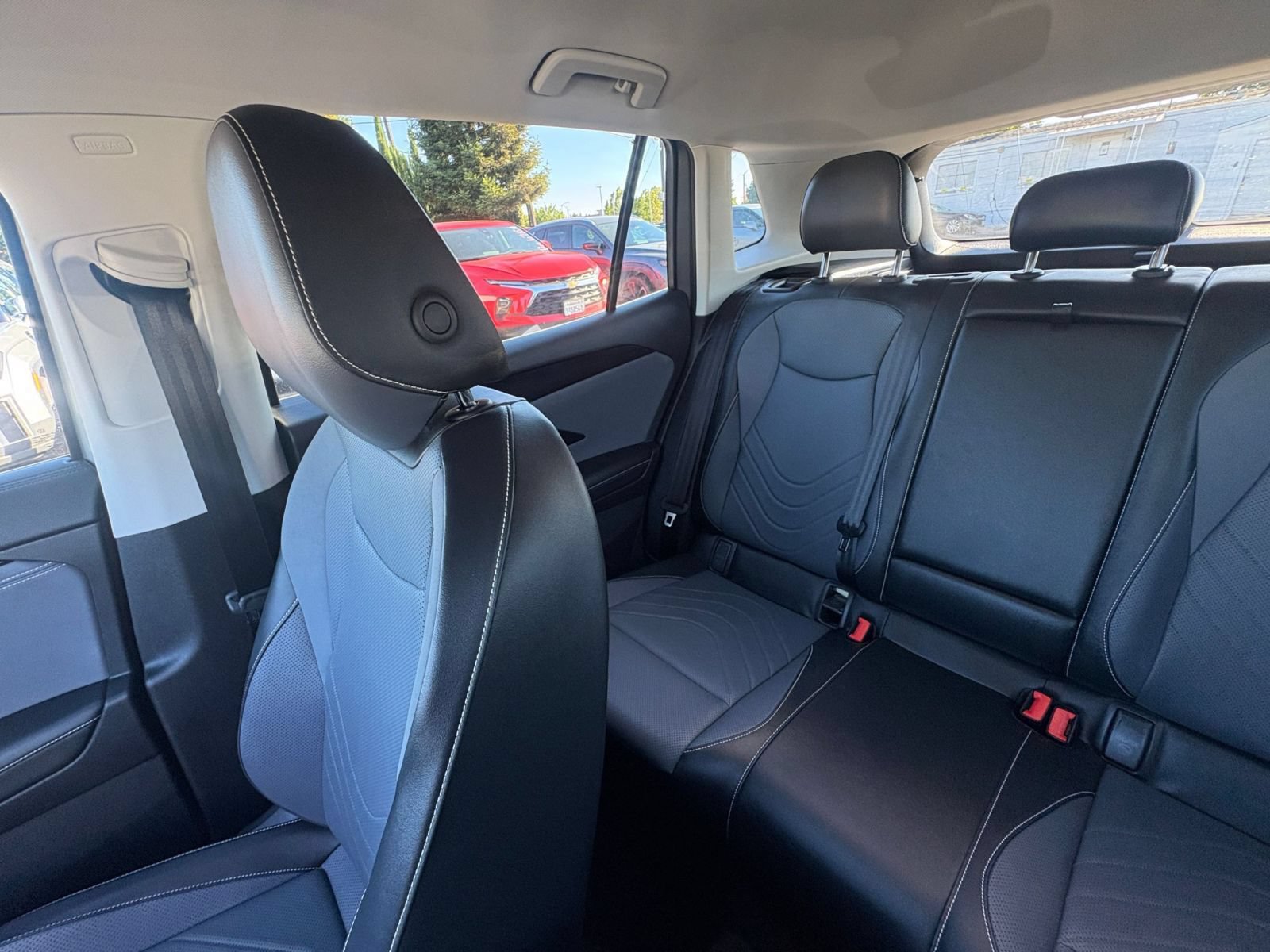 Used 2026 Volkswagen Tiguan SE AWD/4WD image 41