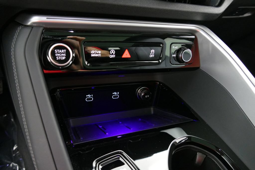 Certified 2025 Audi Q5 Premium Plus w/ Premium Plus AWD/4WD image 20