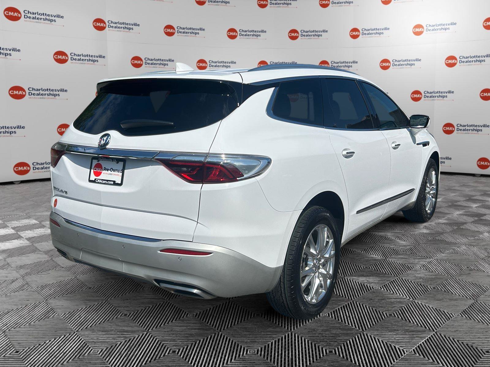 Used 2023 Buick Enclave Essence w/ Experience Buick Package FWD image 5