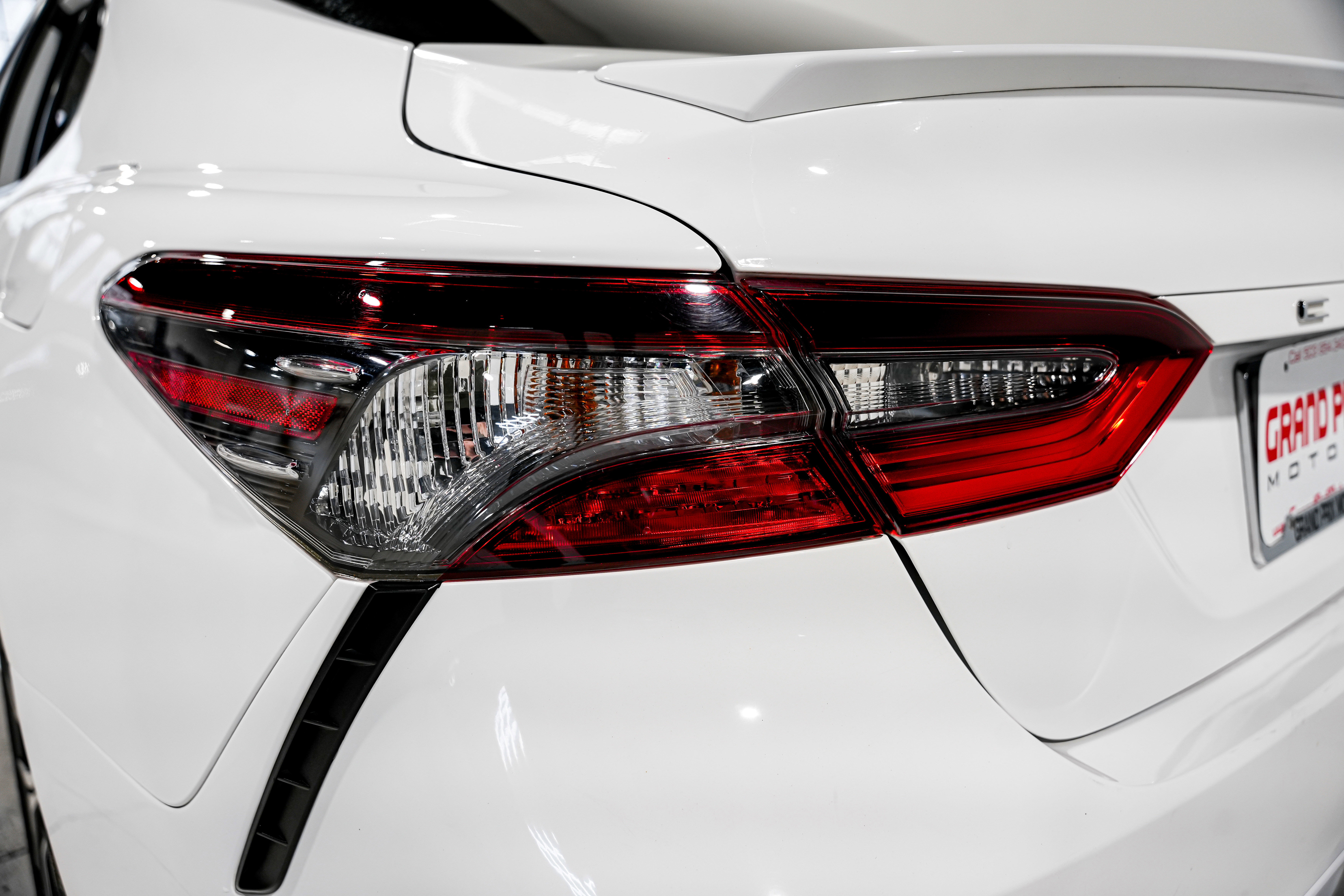 Used 2024 Toyota Camry SE FWD image 38