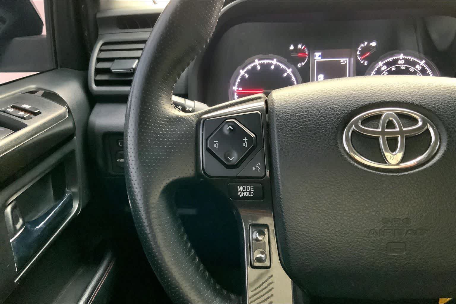 Used 2020 Toyota 4Runner TRD Off-Road AWD/4WD image 24