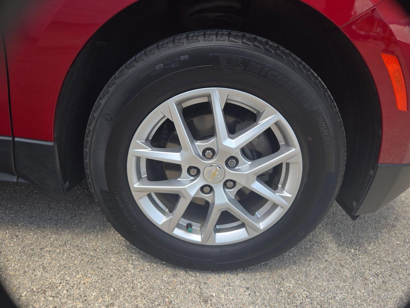 Used 2024 Chevrolet Equinox LT FWD image 28