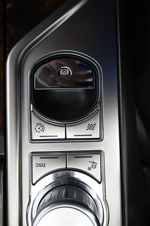 Used 2011 Jaguar XF Premium RWD image 21