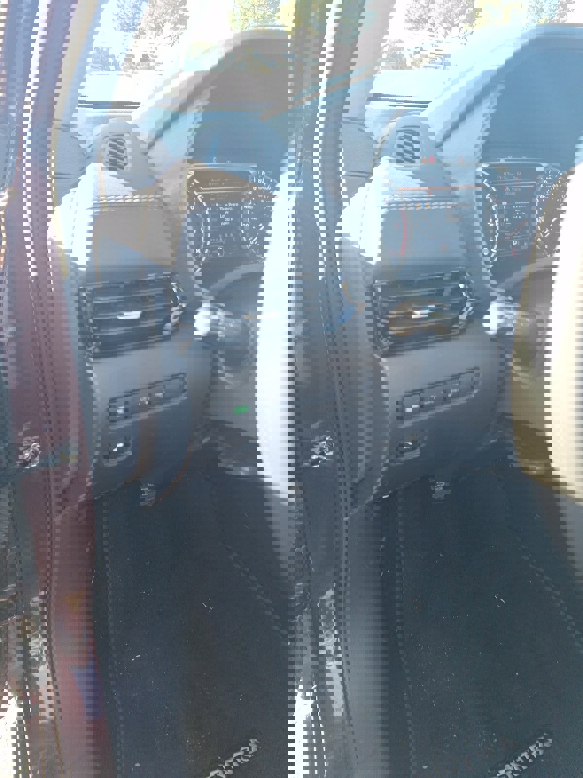 Used 2024 Nissan Sentra SV image 10