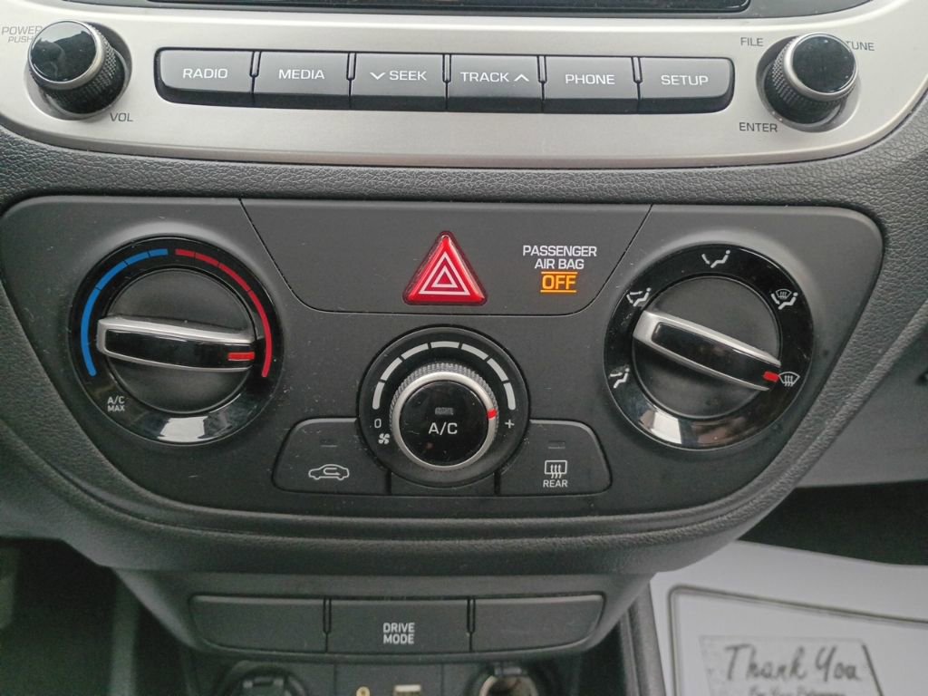 Used 2019 Hyundai Accent SE image 24