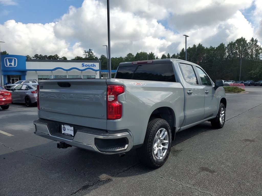 Used 2024 Chevrolet Silverado 1500 LT AWD/4WD image 6
