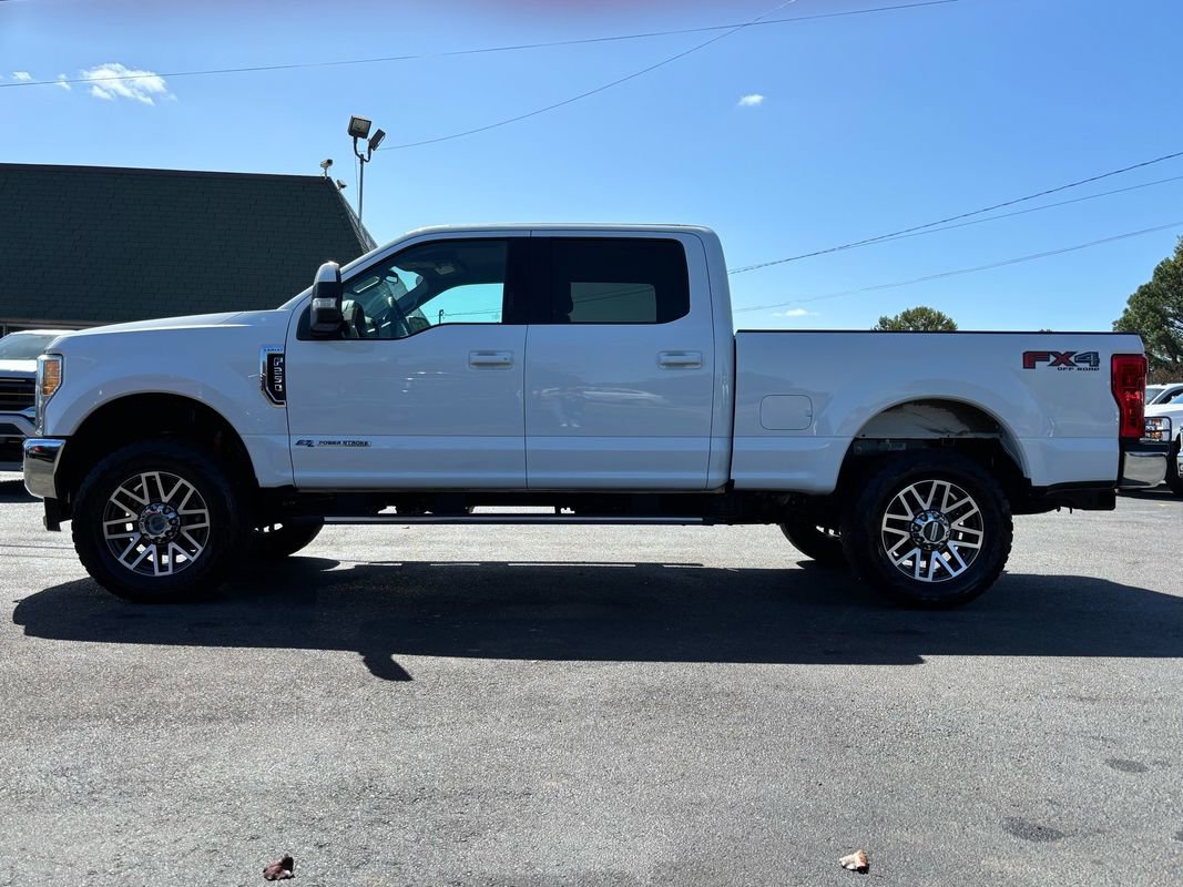 Used 2017 Ford F250 Lariat w/ Lariat Value Package image 6