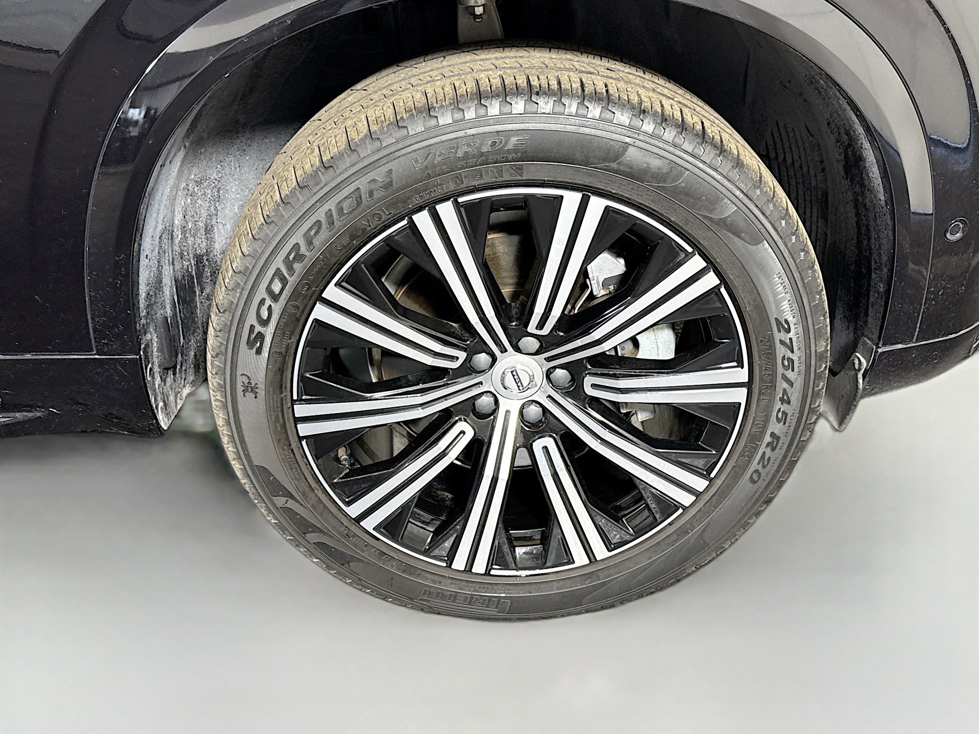 Used 2024 Volvo XC90 B5 Plus image 32