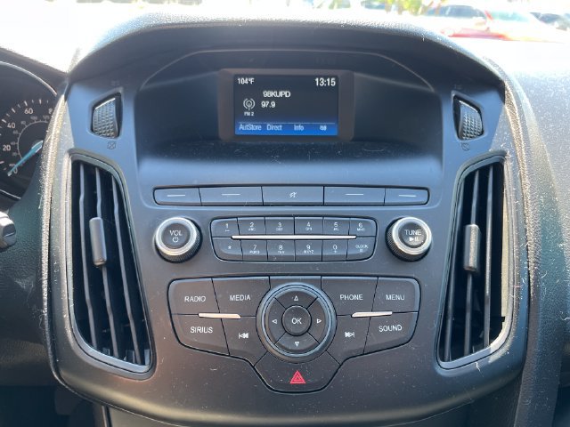 Used 2018 Ford Focus SE FWD image 8