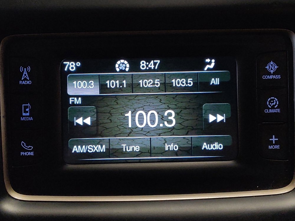 Used 2016 Jeep Grand Cherokee Laredo w/ Quick Order Package 23E image 25