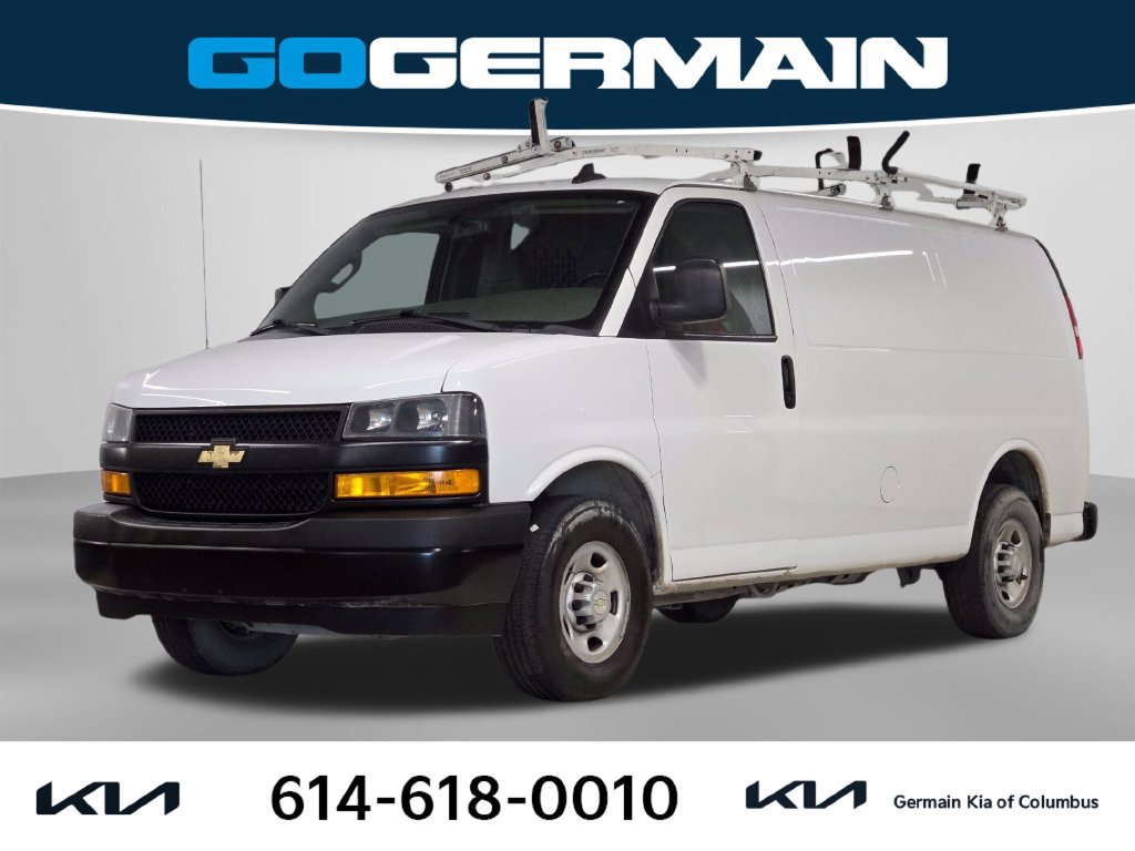 Used 2020 Chevrolet Express 3500 w/ Driver Convenience Package RWD image 1