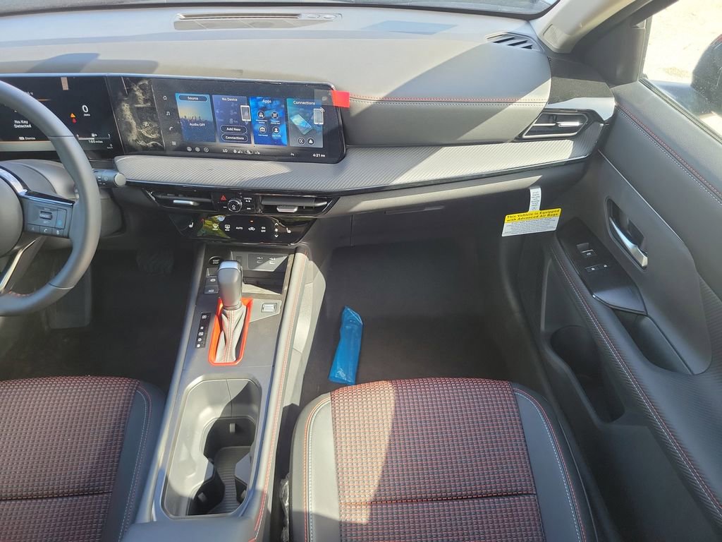 New 2026 Nissan Kicks SR image 15