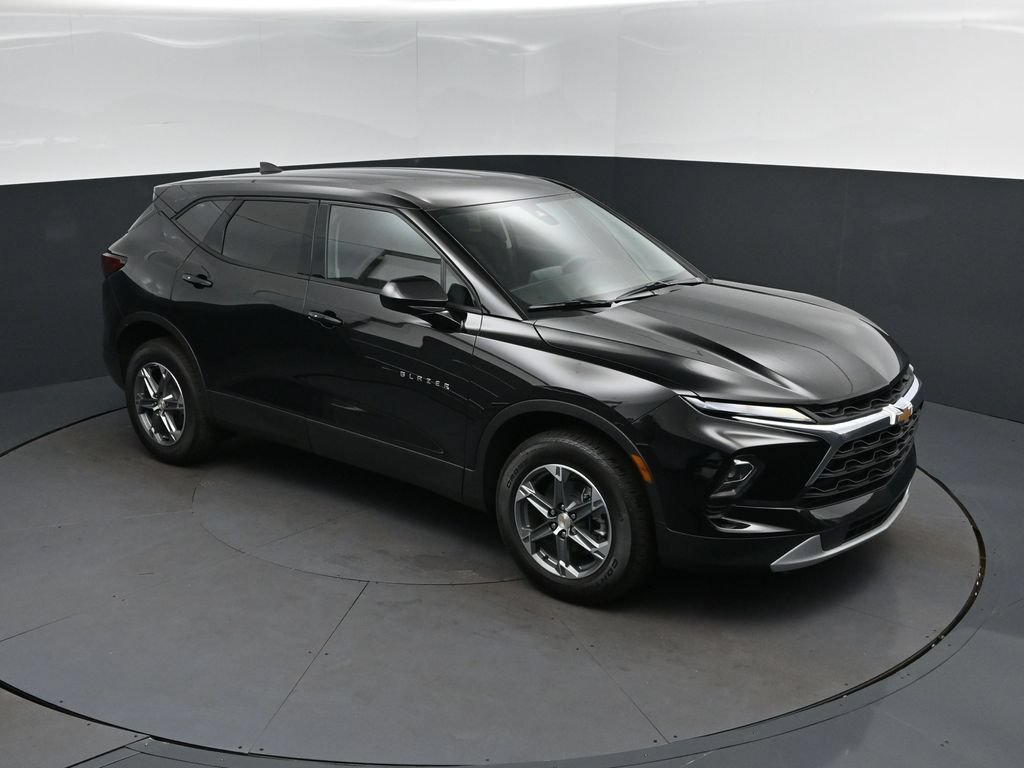 New 2026 Chevrolet Blazer LT FWD image 36