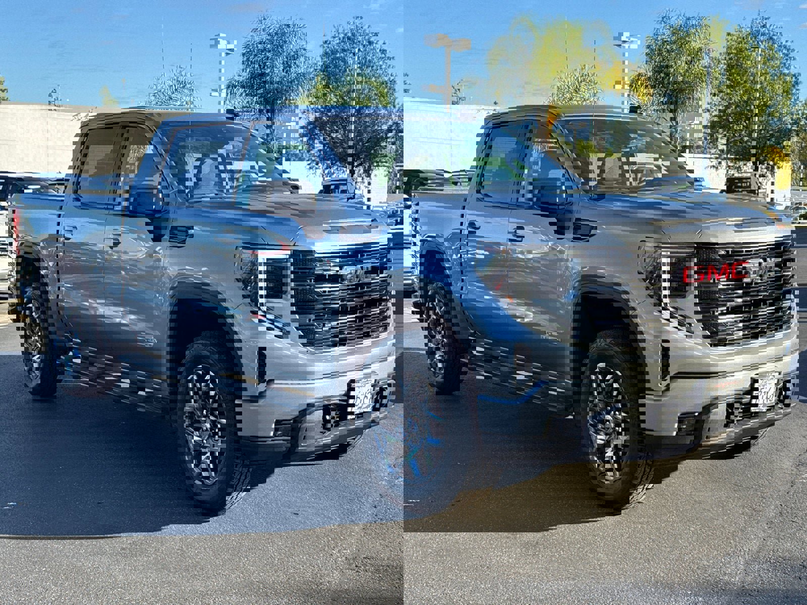 Certified 2024 GMC Sierra 1500 Elevation image 4