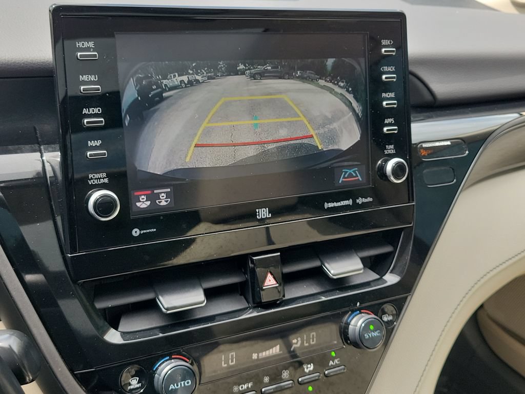 Used 2021 Toyota Camry XLE w/ Navigation Package FWD image 18