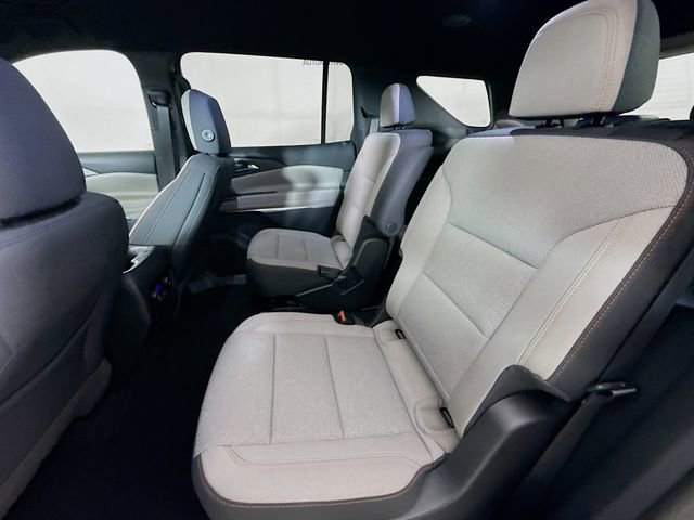 New 2026 Chevrolet Traverse LT w/ Driver Confidence Package AWD/4WD image 25