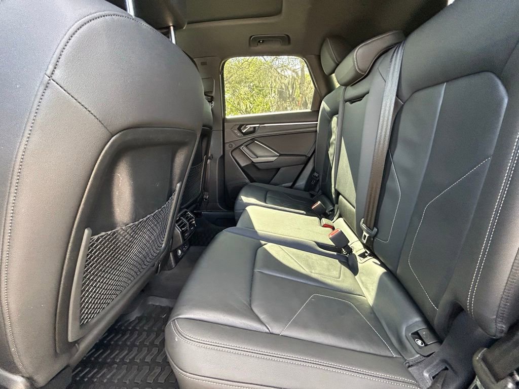 Used 2023 Audi Q3 2.0T Premium Plus w/ Premium Plus Package image 46